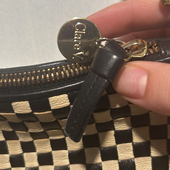 CLARE V bag petit moyen checkered bag with porcelain flower strap - Picture 3 of 11